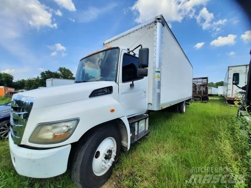 Hino 268 Camiones con caja de remolque