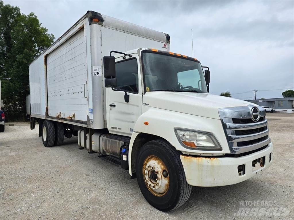 Hino 268 Camiones con caja de remolque