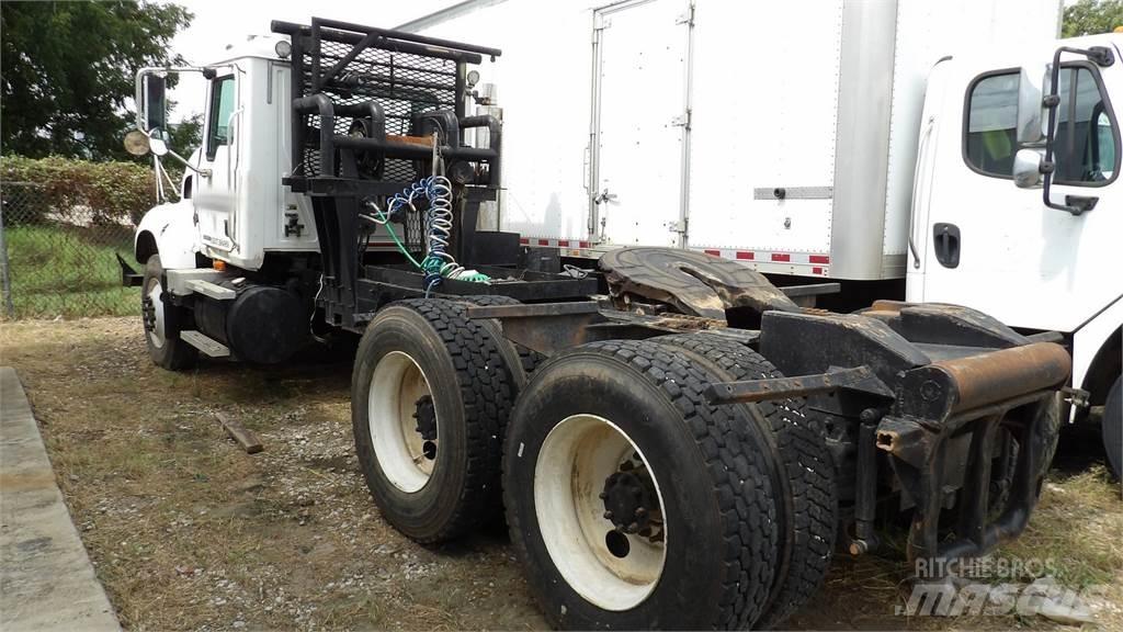 Mack CV713 Camiones tractor