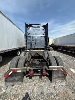 Volvo T760 Camiones tractor