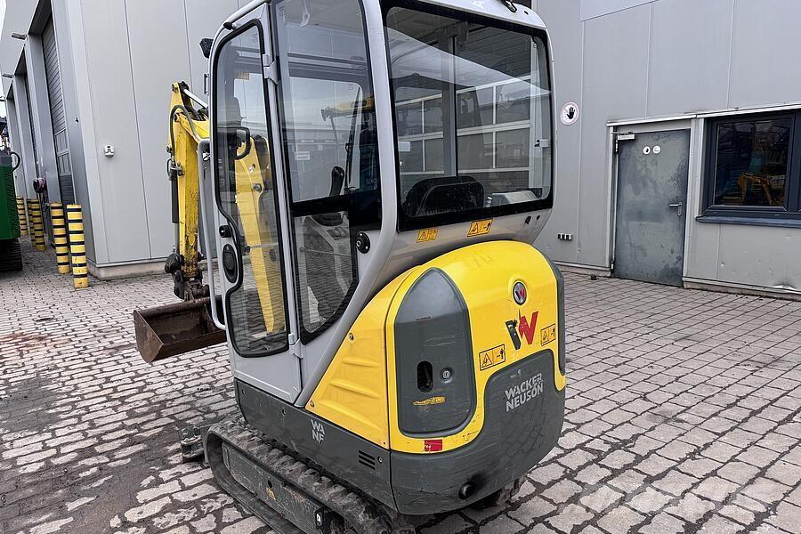 Neuson ET 16 Miniexcavadoras
