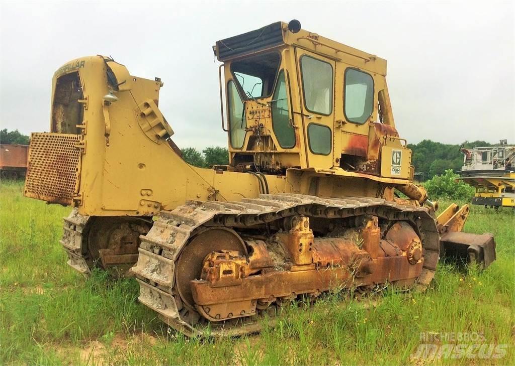 CAT D9H Buldozer sobre oruga