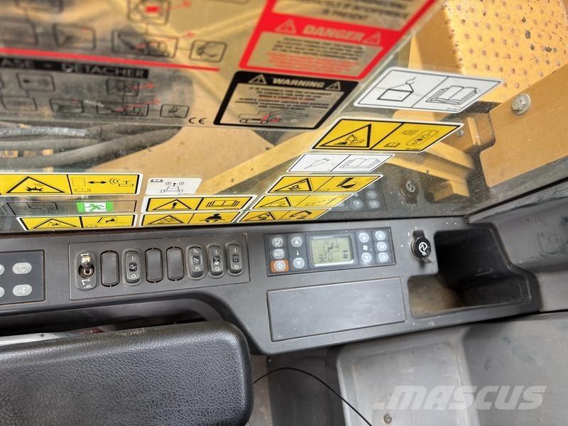 CAT 325FL Excavadoras sobre orugas