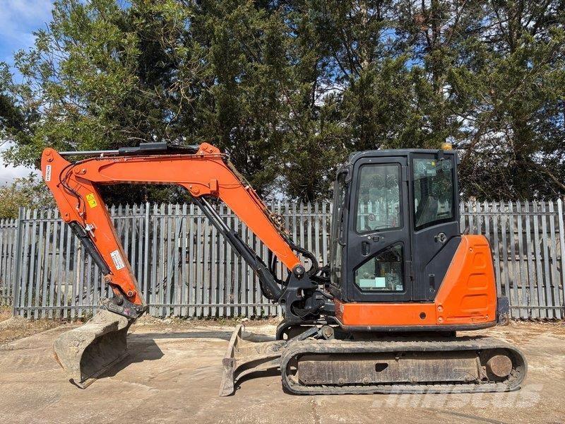 Hitachi ZX65 Excavadoras 7t - 12t