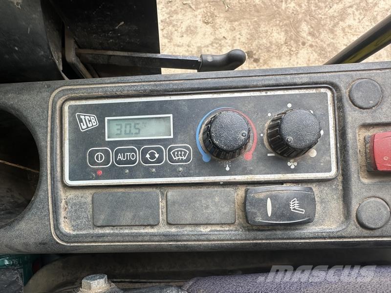 JCB JS130 Excavadoras sobre orugas