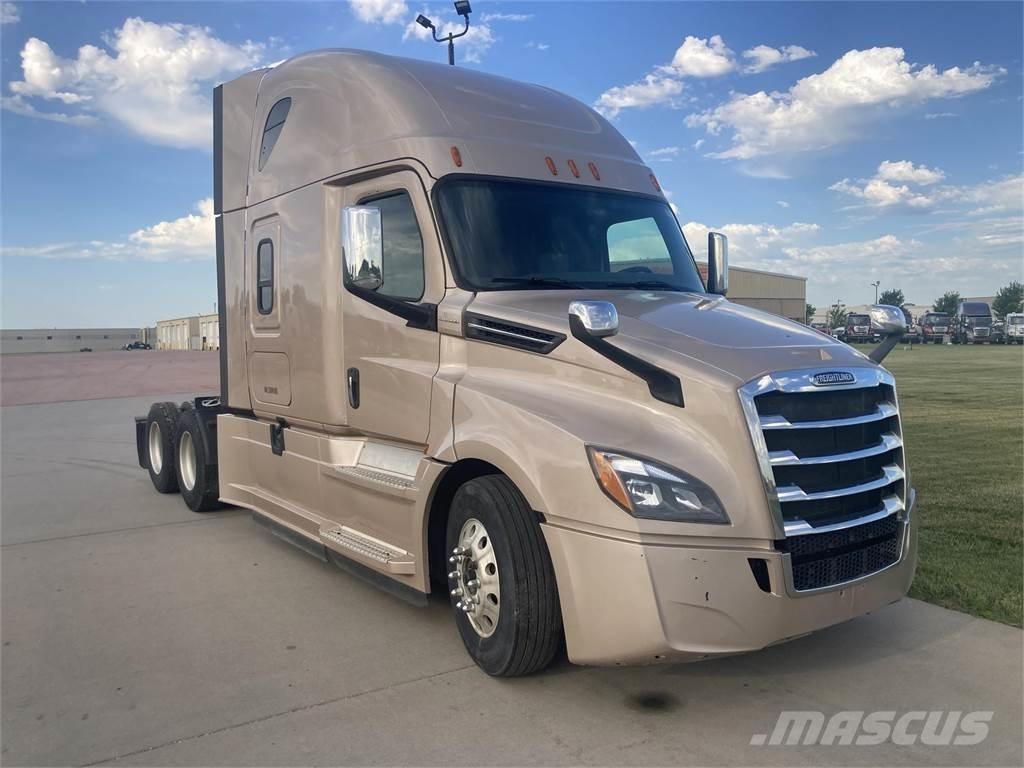 Freightliner  Camiones tractor
