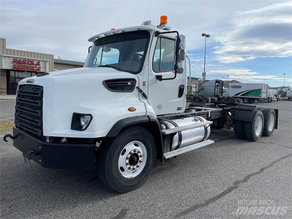 Freightliner 114SD Camiones tractor