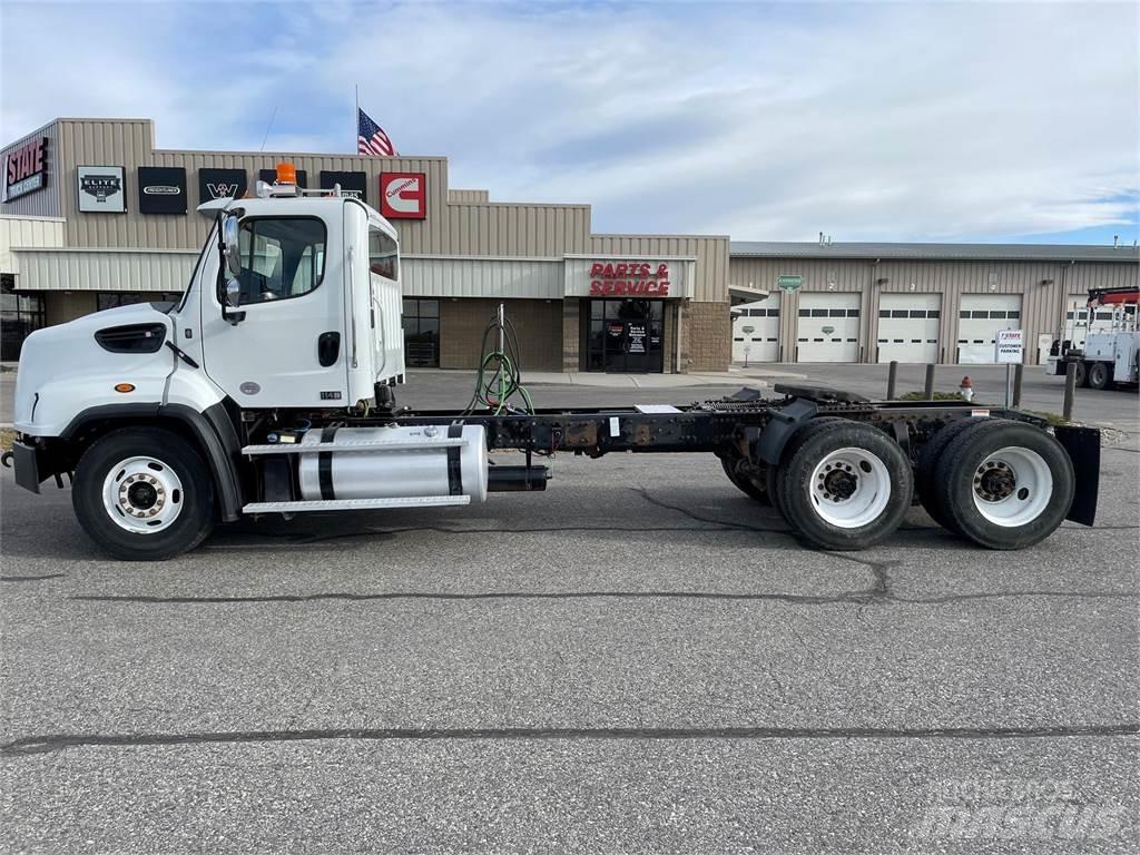 Freightliner 114SD Camiones tractor