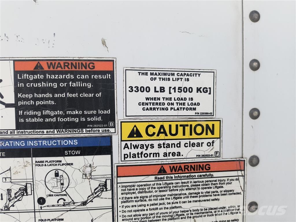 Hino 268 Camiones con caja de remolque