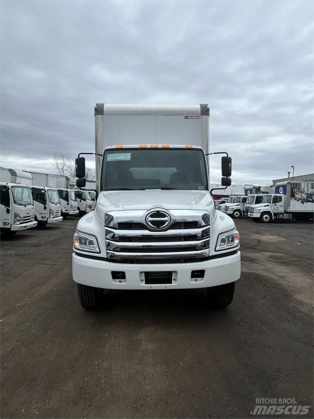 Hino L6 Camiones con caja de remolque