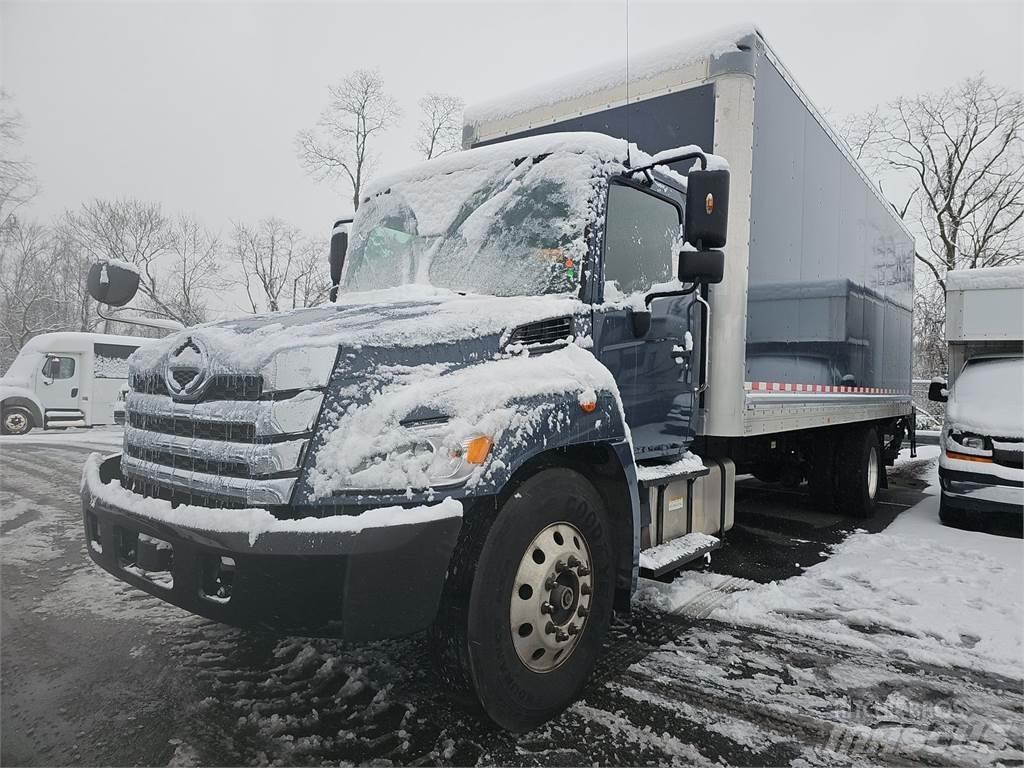 Hino L6 Camiones con caja de remolque