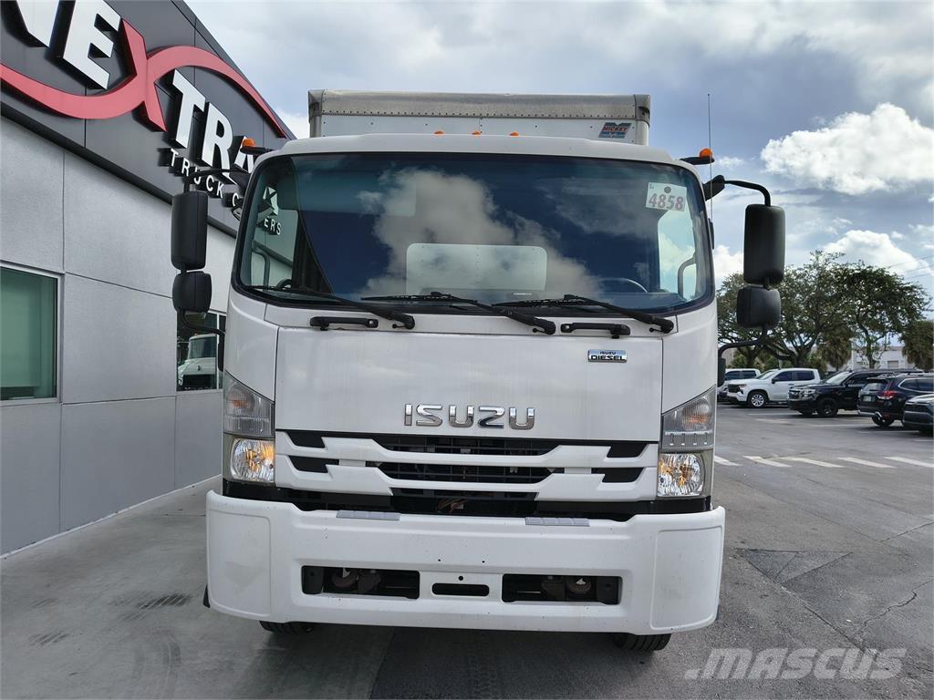 Isuzu FTR Camiones con caja de remolque