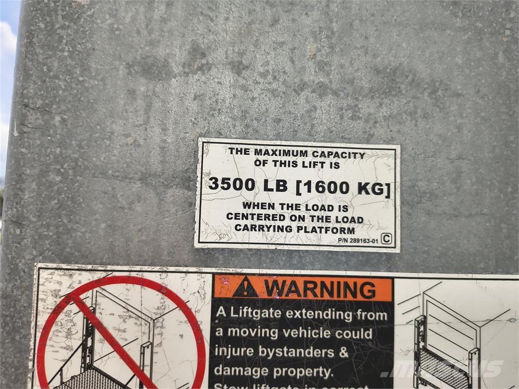 Isuzu FTR Camiones con caja de remolque