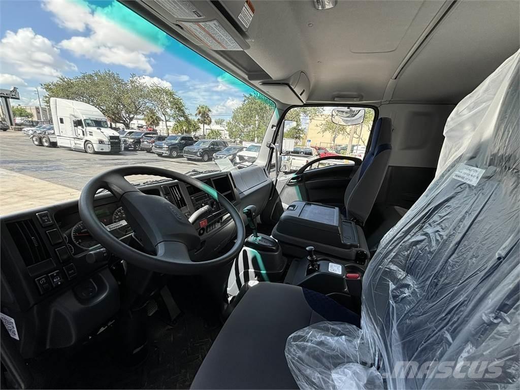 Isuzu FTR-MT6G2 Camiones con caja de remolque