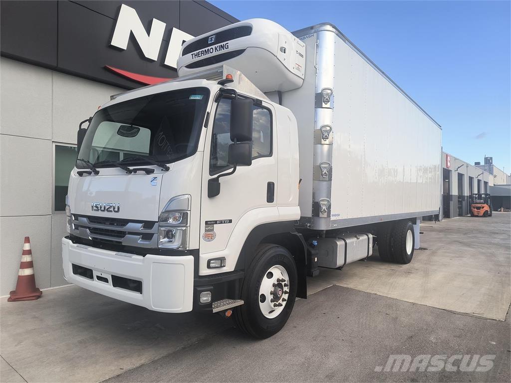 Isuzu FTR-MT6G2 Camiones con caja de remolque