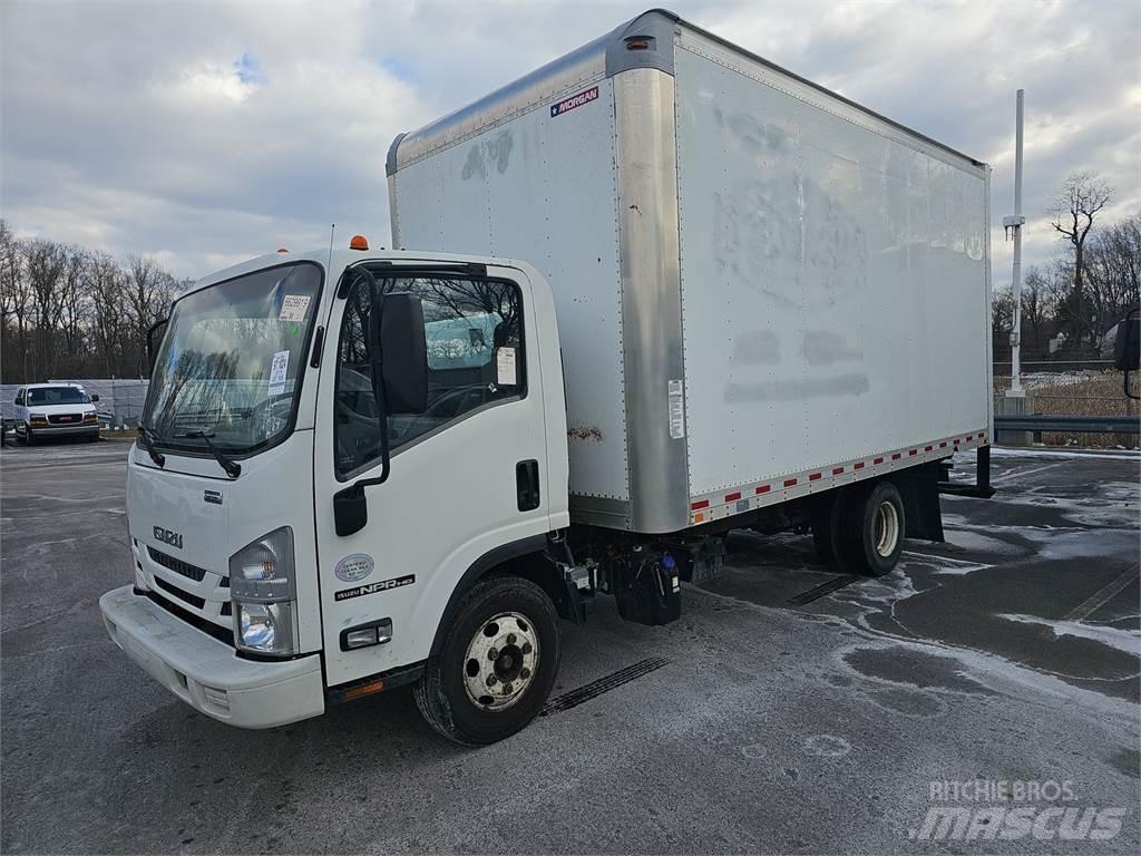 Isuzu NPR Camiones con caja de remolque