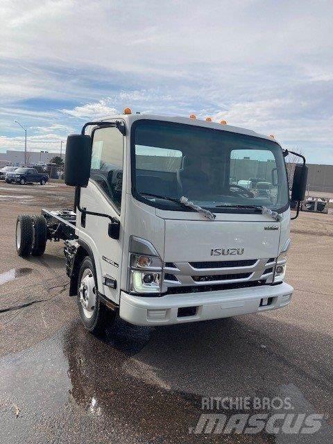 Isuzu NPRHDGAS Camiones con chasís y cabina