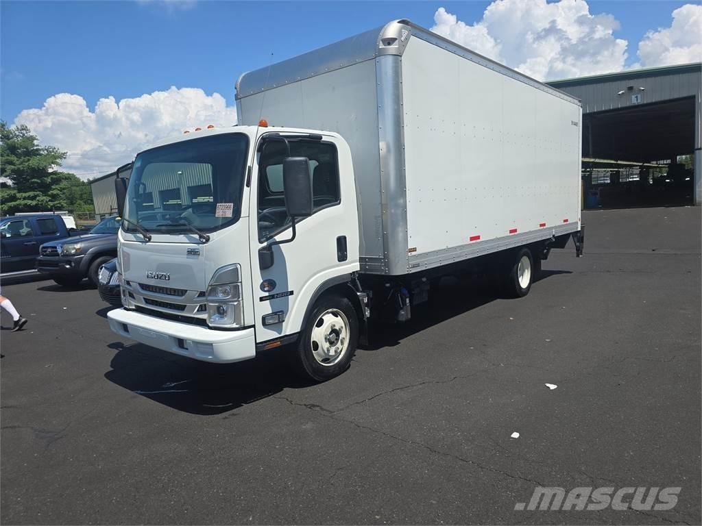 Isuzu NRR Camiones con caja de remolque