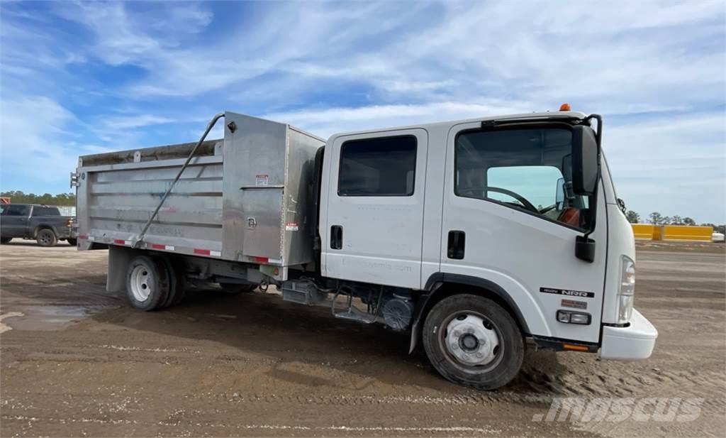 Isuzu NRR DC Bañeras basculantes usadas