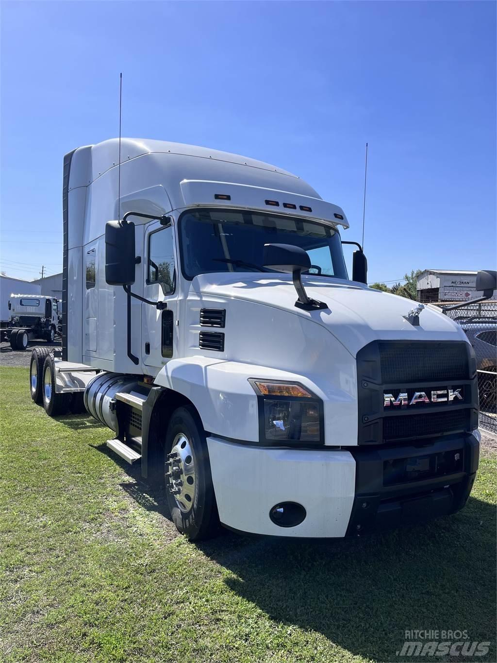 Mack AN64T Camiones tractor