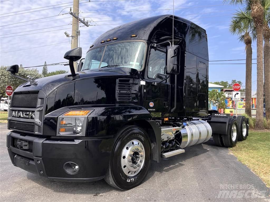 Mack AN64T Camiones tractor