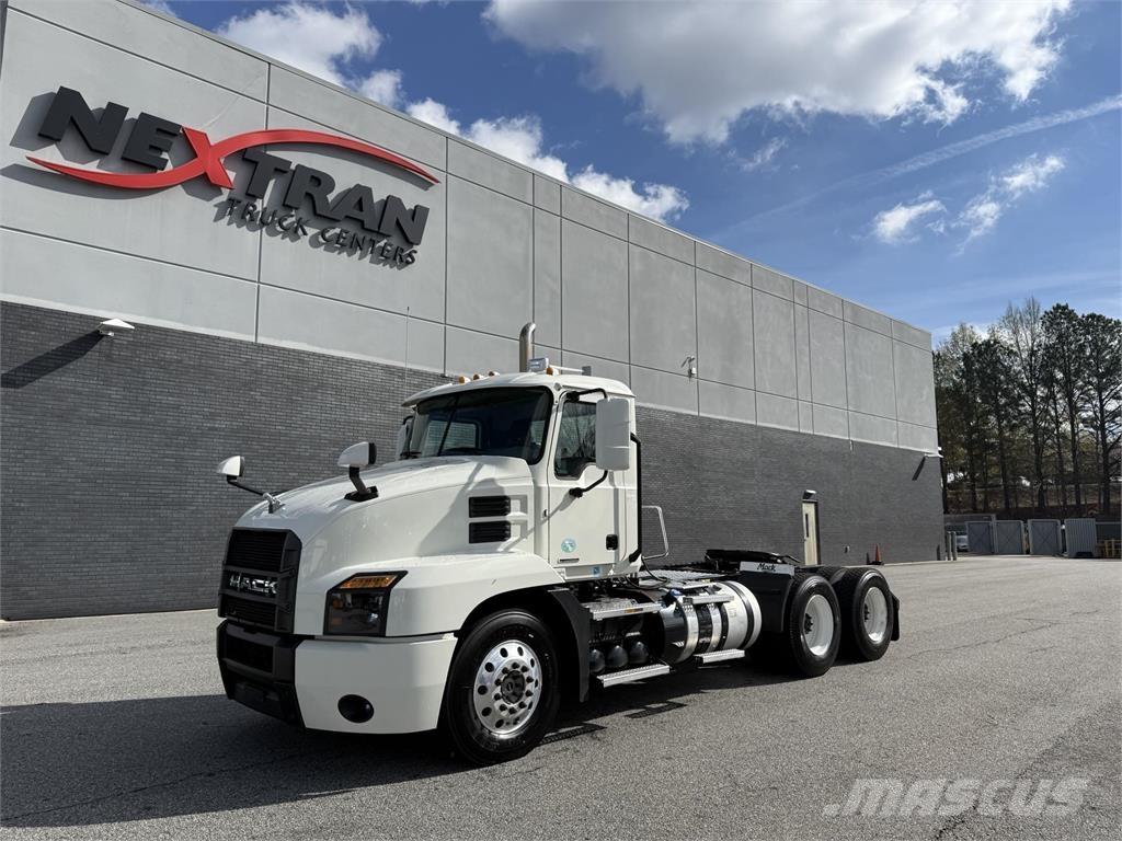 Mack AN64T Camiones tractor