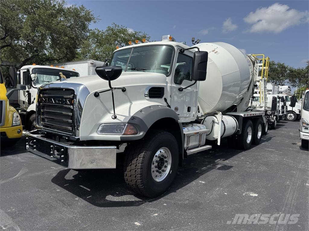 Mack GR64B Camiones de concreto