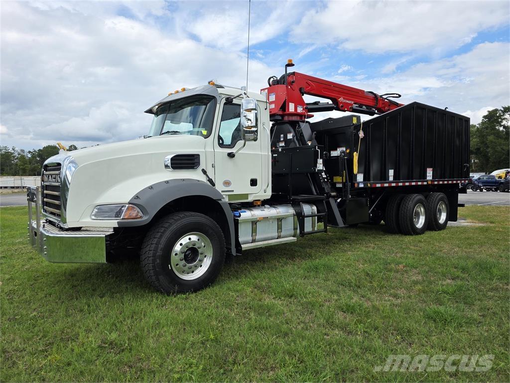 Mack GR64BR Otros