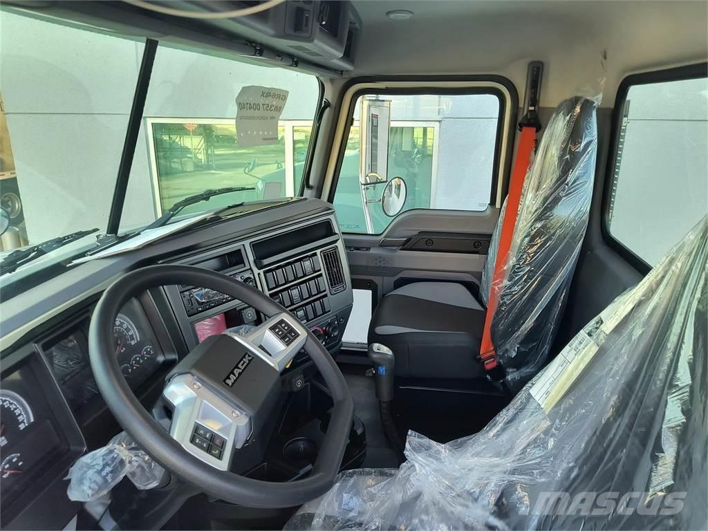 Mack GR64BX Bañeras basculantes usadas
