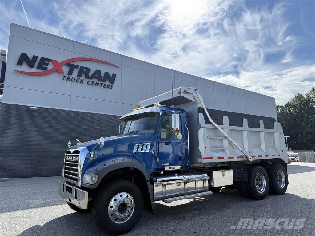 Mack GR64F Bañeras basculantes usadas