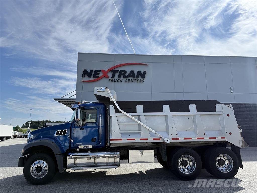 Mack GR64F Bañeras basculantes usadas
