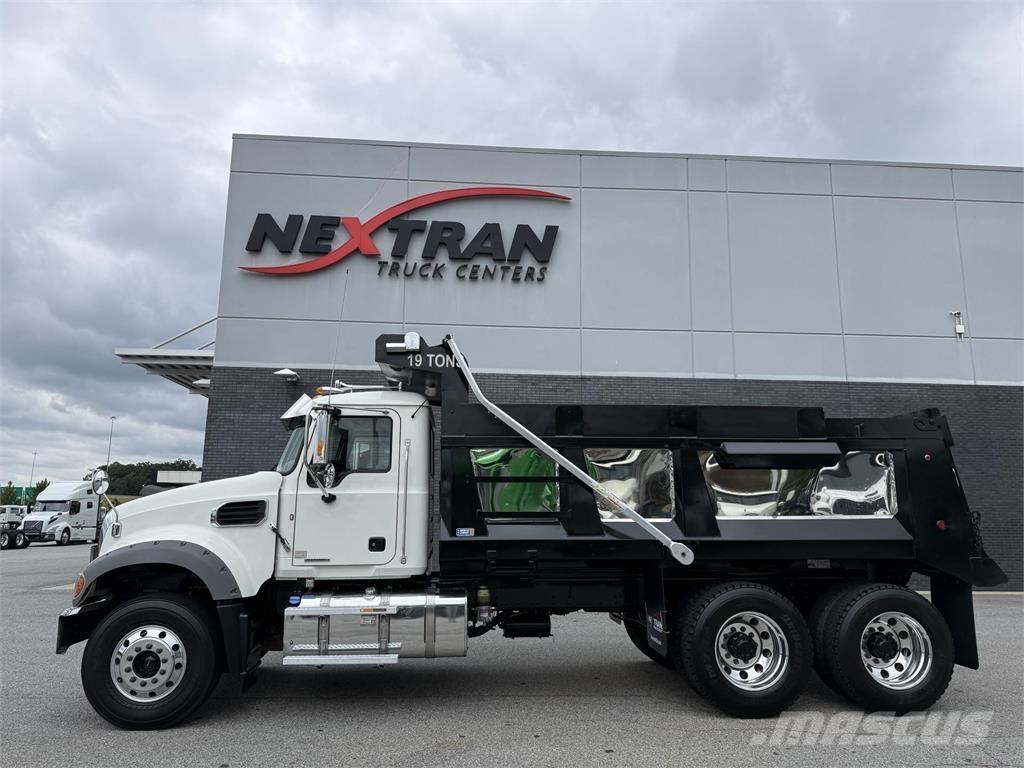 Mack GR64F Bañeras basculantes usadas