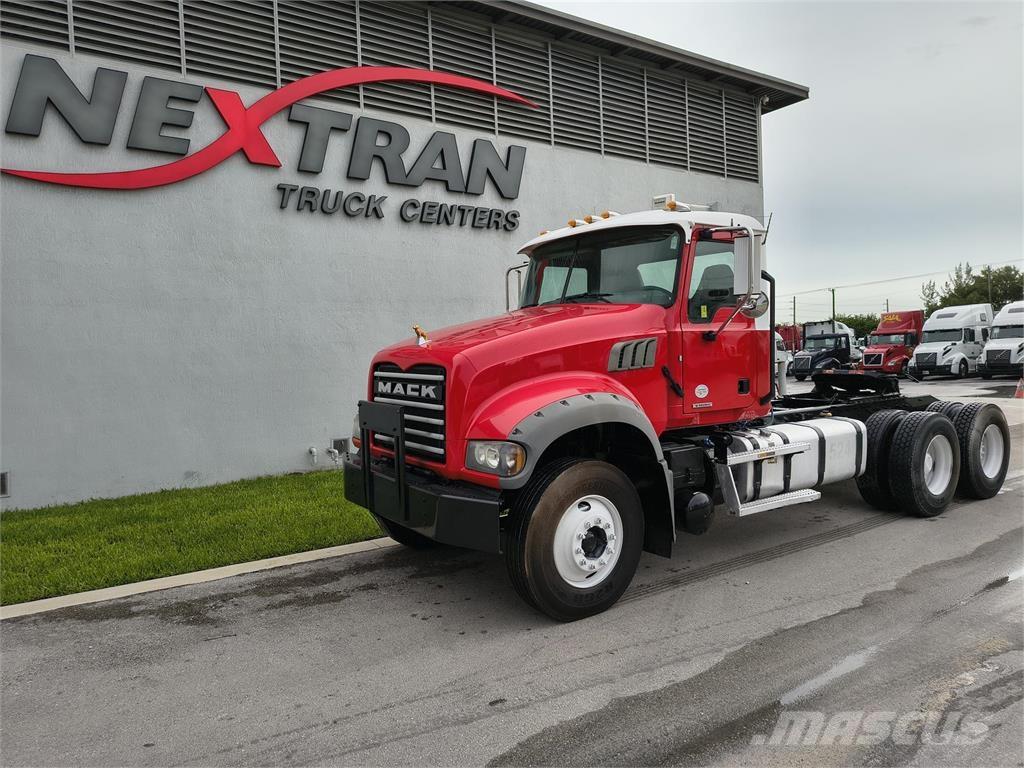 Mack GR64FT Camiones tractor