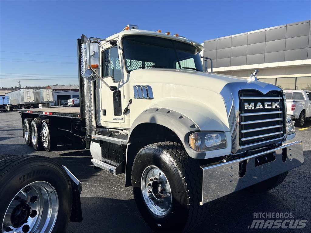 Mack GU713 Otros camiones