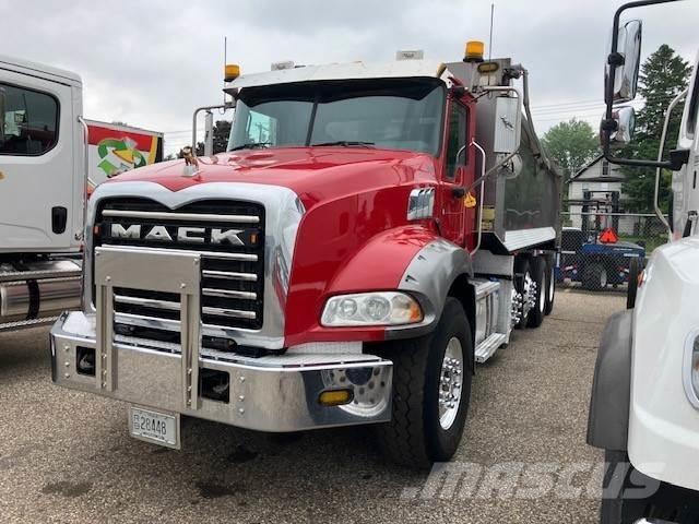 Mack GU800 Camiones con chasís y cabina