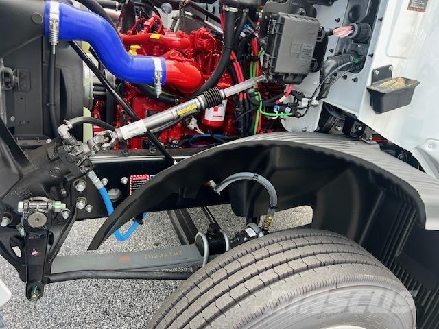 Mack MD6 42R Camiones con chasís y cabina