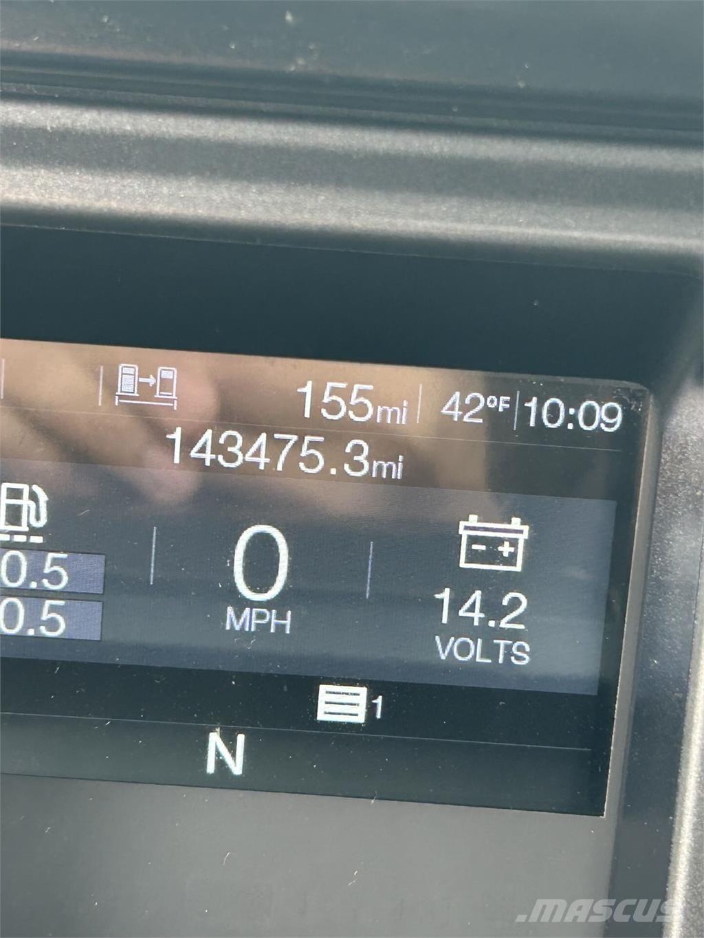 Mack MD642 Camiones con caja de remolque