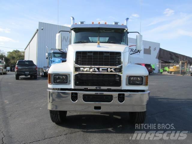 Mack PI64T Camiones tractor