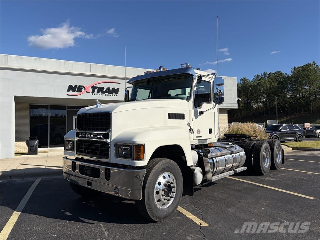 Mack PI64T Camiones tractor