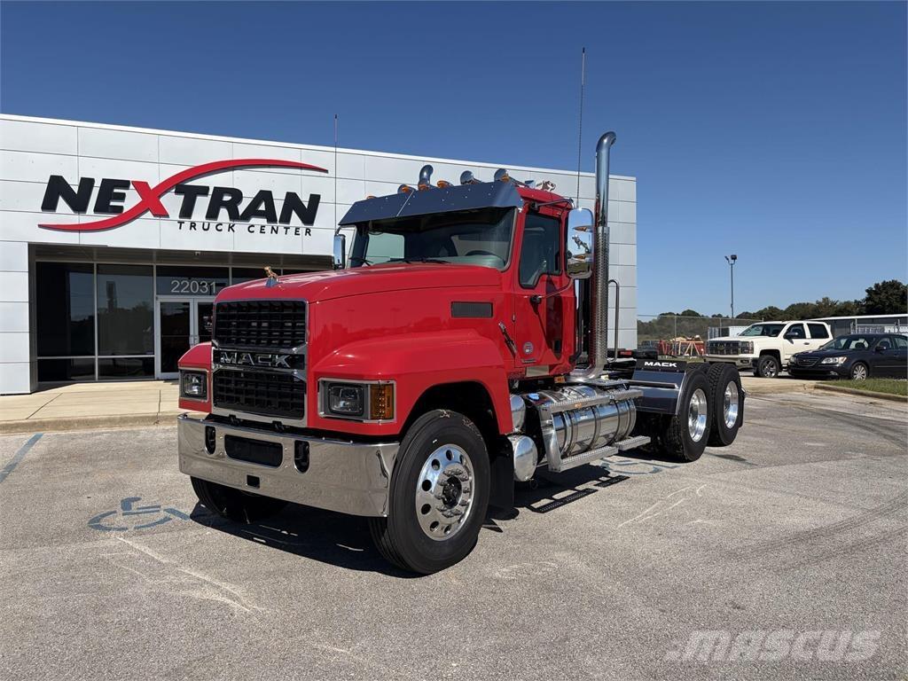 Mack PI64T Camiones tractor