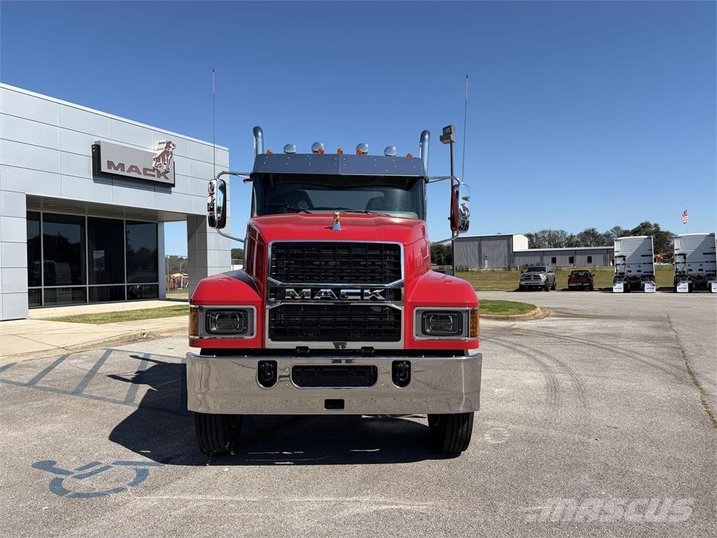 Mack PI64T Camiones tractor