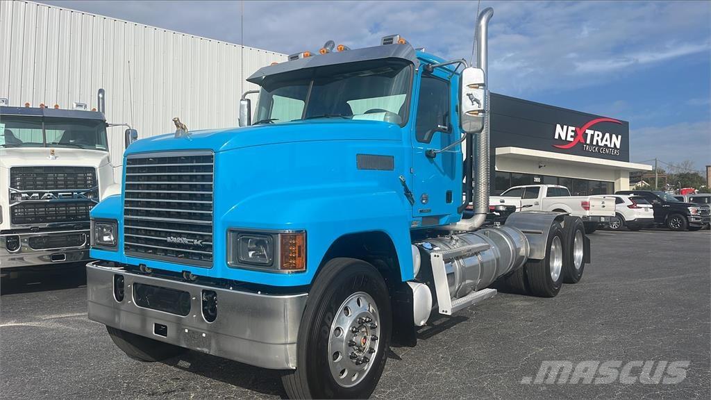 Mack PI64T Camiones tractor
