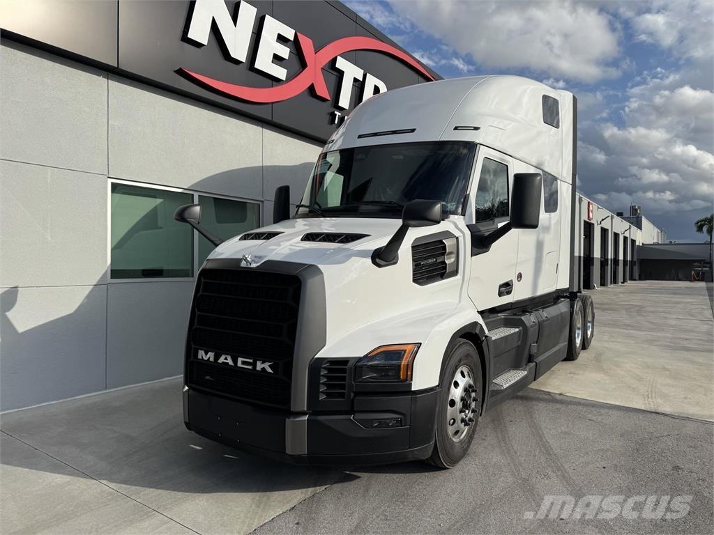 Mack PR64T Camiones tractor