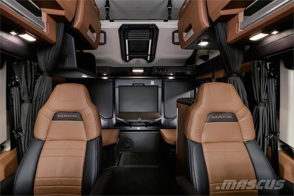 Mack PR64T Camiones tractor