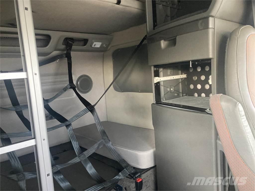 Volvo VN Camiones tractor