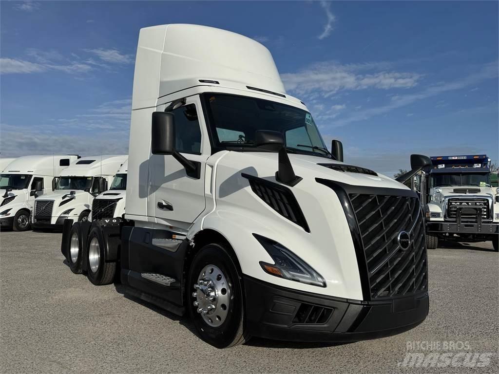 Volvo VNL64T300 Camiones tractor