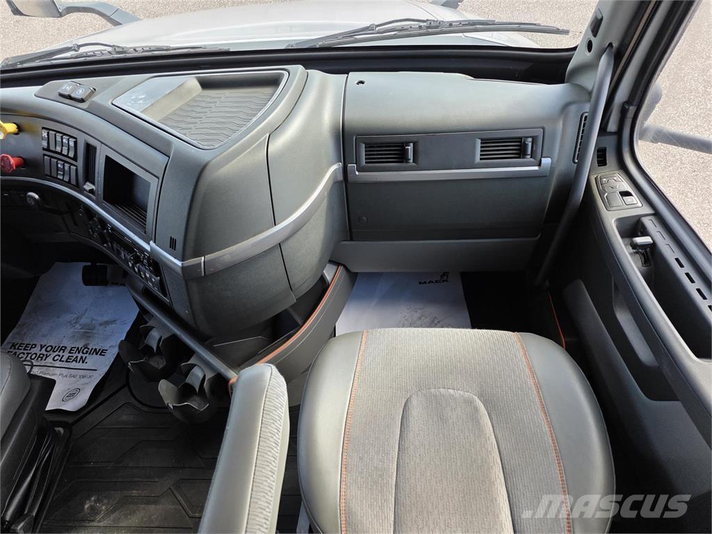 Volvo VNL64T760 Camiones tractor