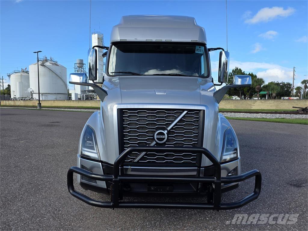 Volvo VNL64T760 Camiones tractor