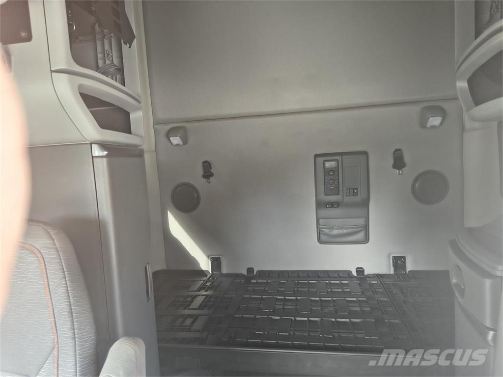 Volvo VNL64T760 Camiones tractor