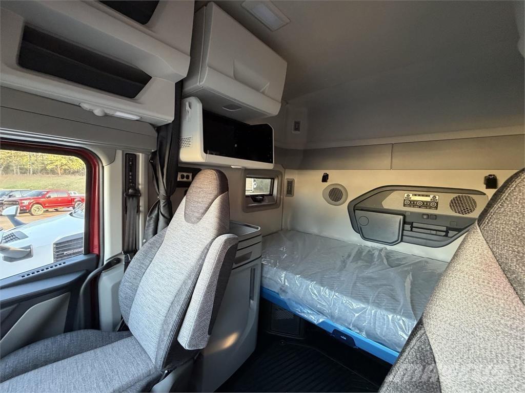 Volvo VNL64T840 Camiones tractor